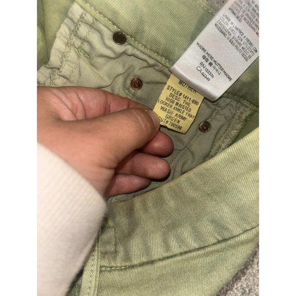 MOTHER HIGH WAISTED LOOKER ANKLE FRAY Sz 28 Trespassing Army Green Raw Hem Jeans - Picture 5 of 11